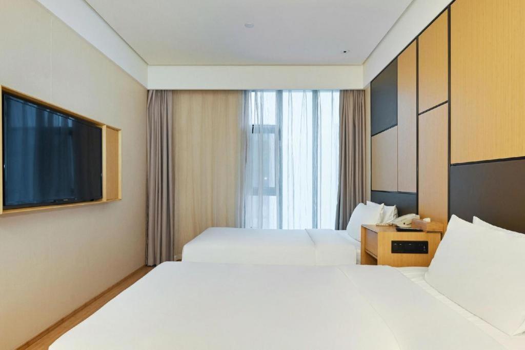 Ji Hotel Shanghai Hongqiao Yan'An XI Road Ngoại thất bức ảnh