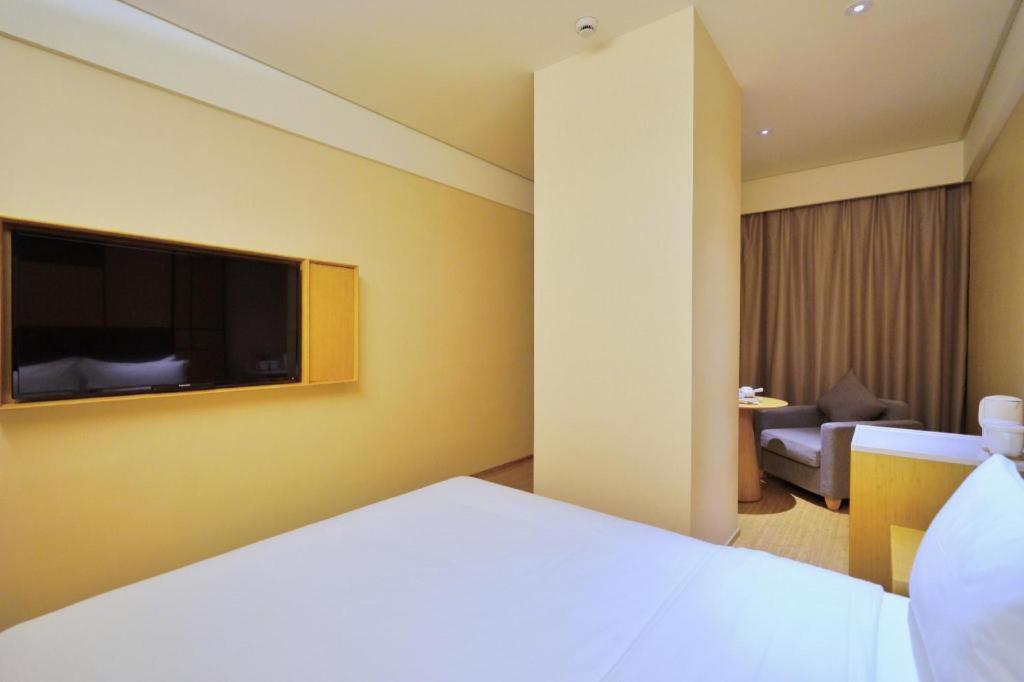 Ji Hotel Shanghai Hongqiao Yan'An XI Road Ngoại thất bức ảnh