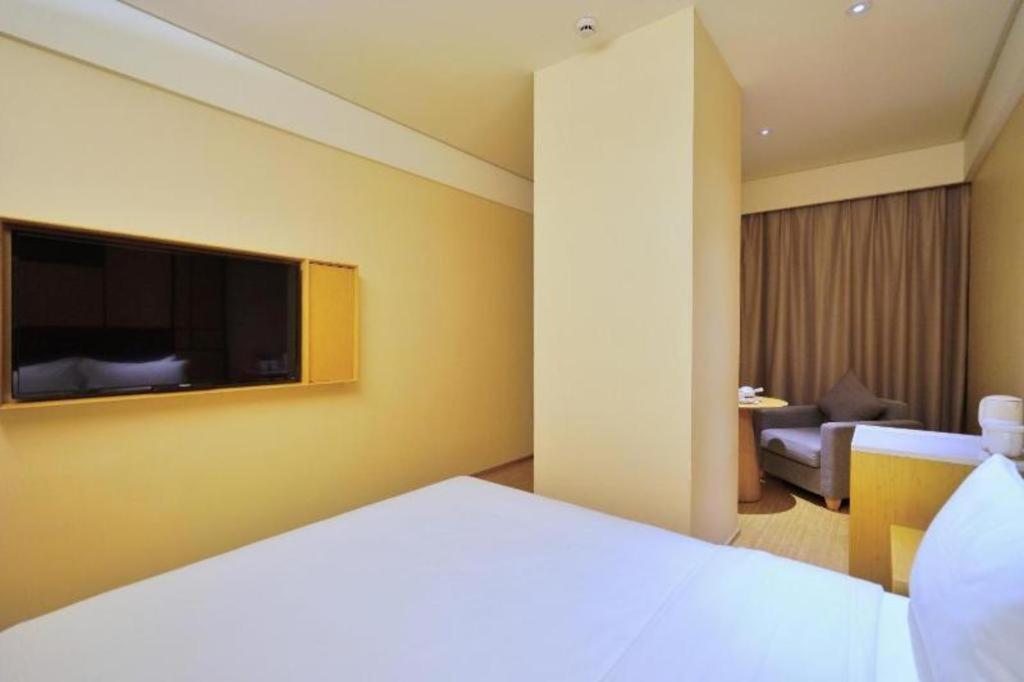 Ji Hotel Shanghai Hongqiao Yan'An XI Road Ngoại thất bức ảnh